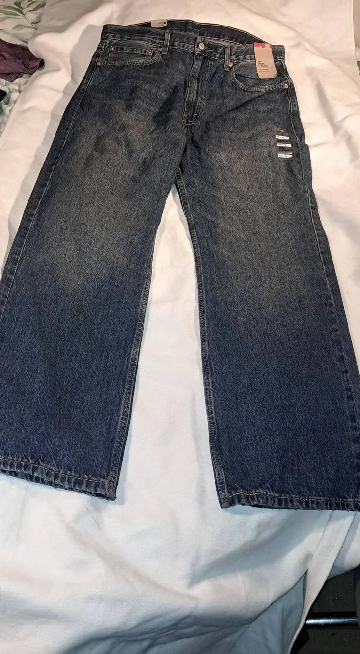 Levi’s 565 Loose Straight Men’s Jeans 36x32 Blue Denim NWT